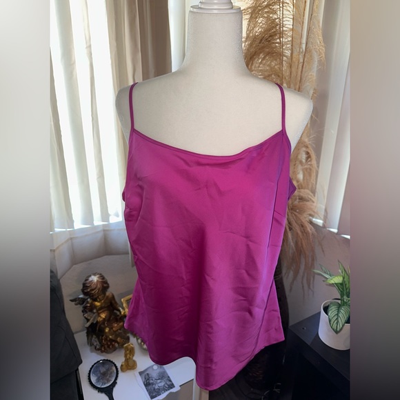 Pink sphaghetti strap satin tank top size xl - Picture 3 of 6